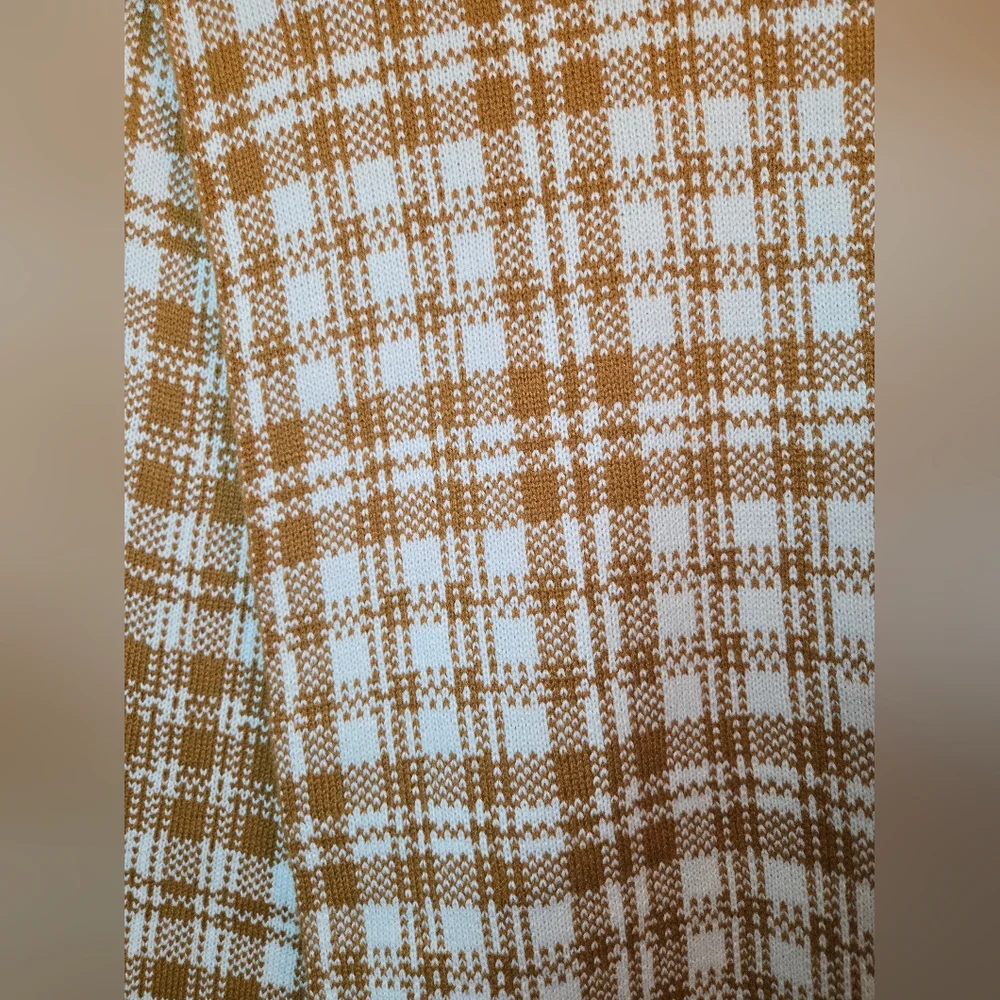 Timberland Gold And Cream Acrylic Plaid Scarf - New With‎ Tags - Cozy Knit
